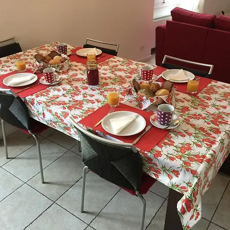 Montees Bed & Breakfast